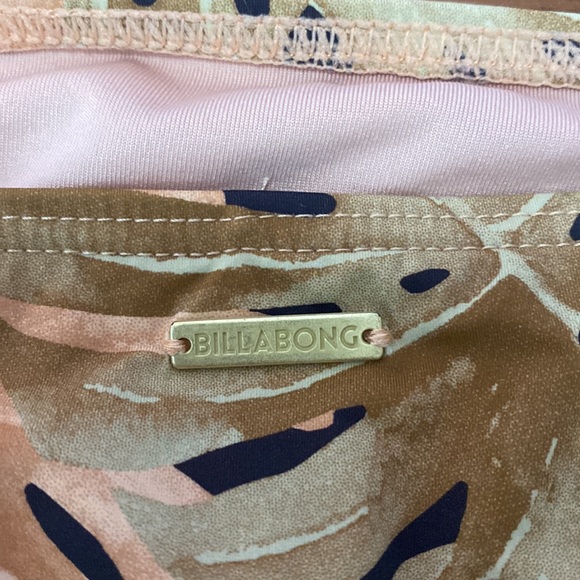 billabong bikini bottoms - Picture 3 of 3